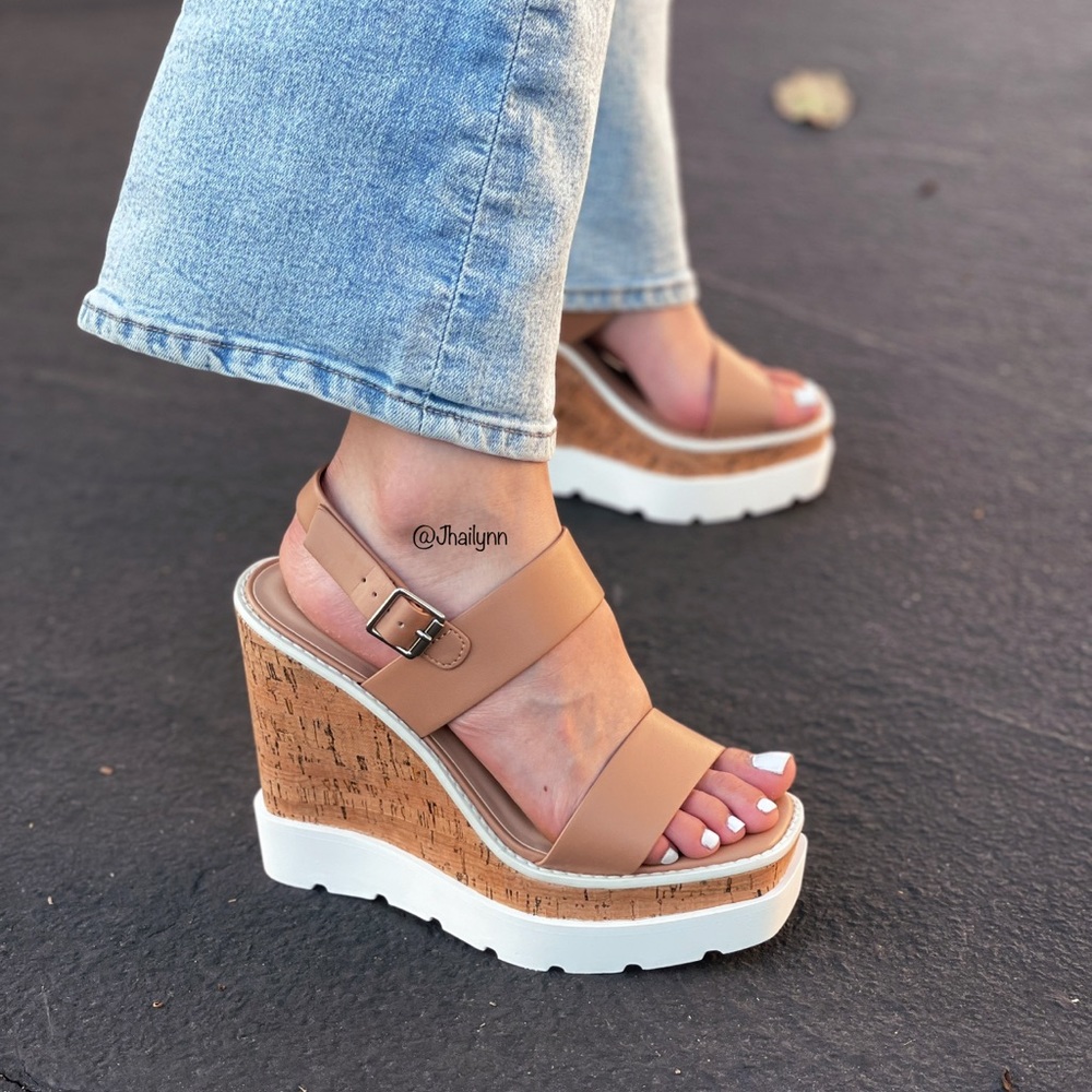 Natural cork platform Lug sole sandal